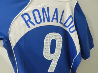 Camiseta Brasil Retro. Talla XL. Ronaldo