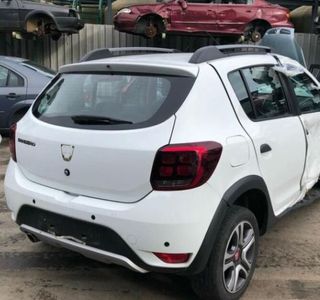 Elevalunas trasero dacia 381268 827208057r sandero