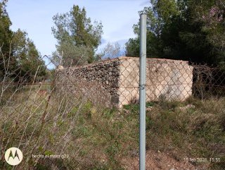 Parcela con caseta