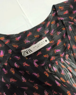 Blusa Zara Estampada Manga Larga