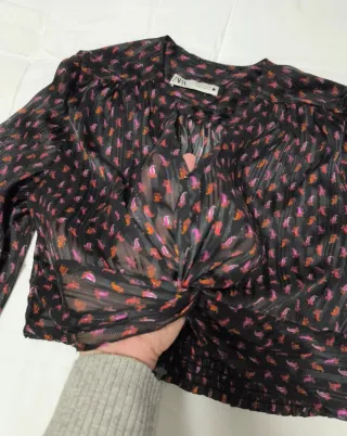 Blusa Zara Estampada Manga Larga