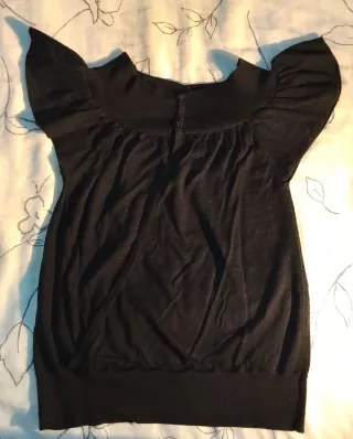 Chaleco negro punto volantes