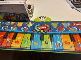 Piano de suelo Juguettos Nenittos 24 meses