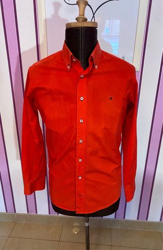 Camisa Carolina Herrera roja Talla M