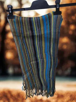 Bufandas de hilo multicolor