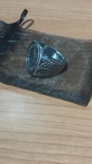 Anillo de acero inoxidable