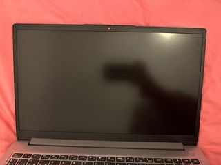 Portátil Lenovo IdeaPad 2023