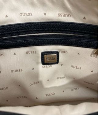 Bolso marca GUESS (Original)