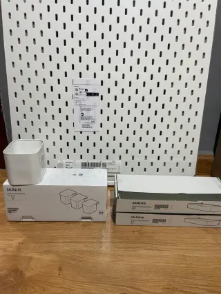 IKEA SKADIS Panel Perforado Blanco