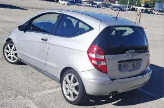 !!!MERCEDES-BENZ!!! CLASE A 180CDI 6VEL...