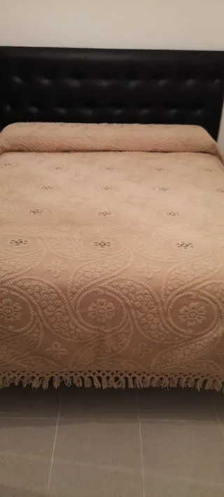 Colcha lana antigua cama 135 cm