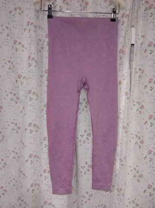 Leggings piratas Push Up Rosas y Morados