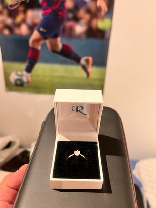 Anillo de compromiso oro 9k