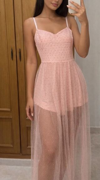 Vestido mono rosa con tul