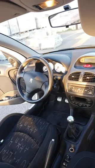 Peugeot 206 2006