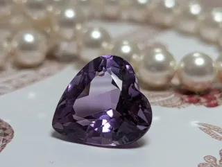 Amatista natural corazón morado