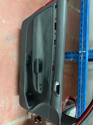 Puerta coche de un Golf V Berlina