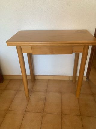 Mesa plegable de madera