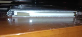 Álbum de fotos gris con marco