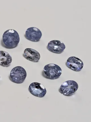 Tanzanitas naturales ovaladas