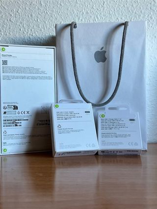 Caricatore iPhone completo originale Apple nuovo