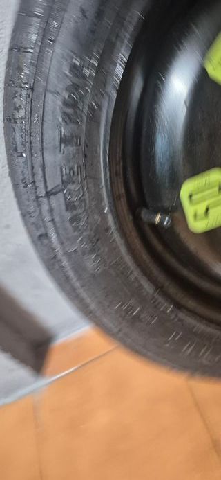 Rueda de repuesto galleta