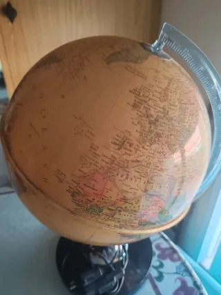 Globo terráqueo educativo