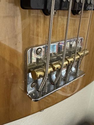 Bajo Eléctrico Harley Benton JB-75MN NA (madera)