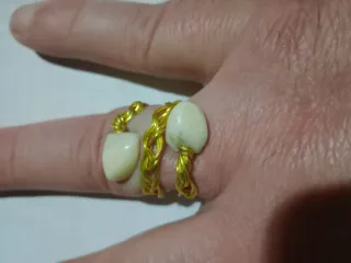 Anillo Bañado Oro 18k con Piedras Blancas