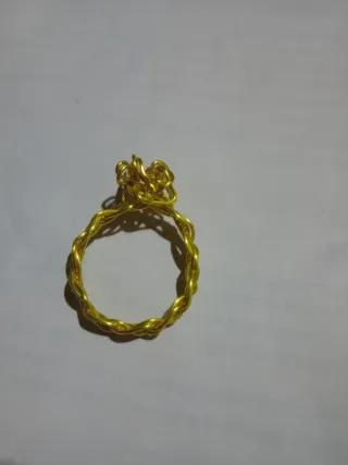 Anillo bañado en oro 18k