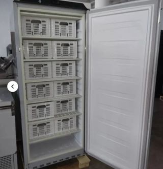 CONGELADOR VERTICAL 643862784