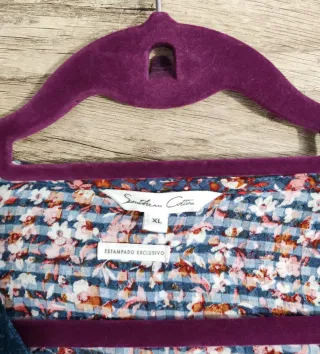 Blusa floral manga larga