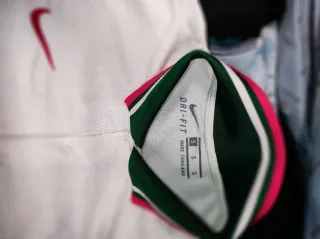 Camiseta Liverpool FC Roja y Blanca