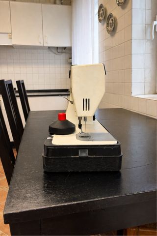 Máquina de coser Alfa Electronic