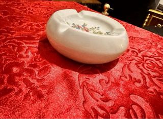 Precioso Cenicero porcelana antiguo