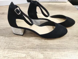 Zapatos de tacón bajo