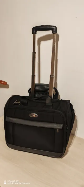 Maletin de portátil Faraway negra