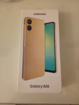 Samsung Galaxy A06 bianco