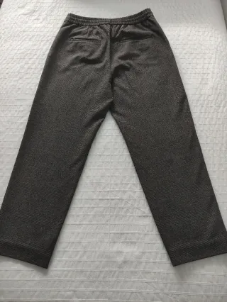Pantalón jogger cuadros Zara