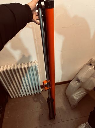 Schermo proiettore arancione