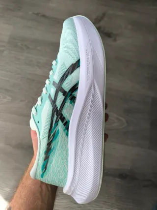 Asics Magic Speed 4 Talla 43.5 Nuevas