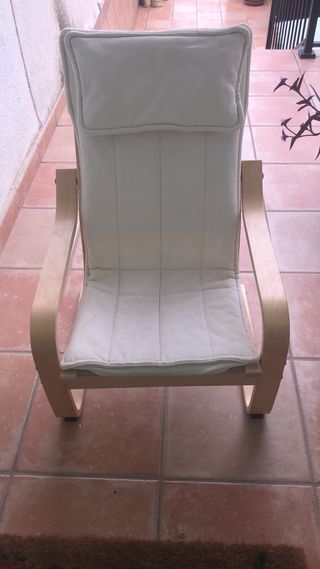 Mecedora infantil IKEA