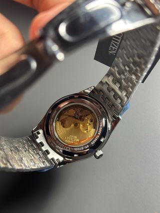 Citizen Sapphire Automático NH8240-57A