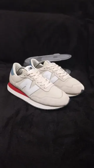 New Balance 237 Beige talla 44
