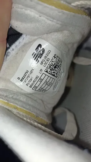 New Balance 237 Beige talla 44