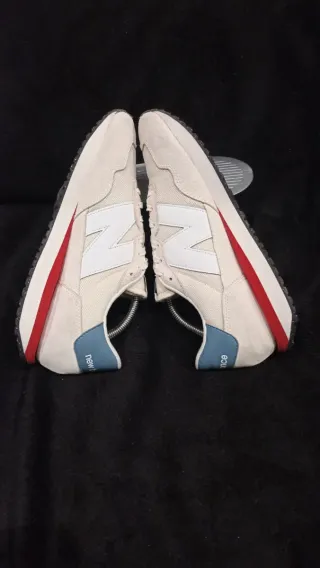 New Balance 237 Beige talla 44