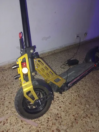 Patinete Eléctrico Ecoxtreme Dorado