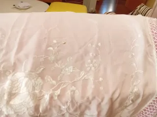 Chal Seda Bordado Blanco