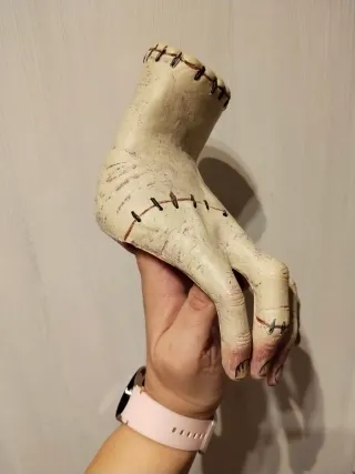 Mano de la Familia Addams