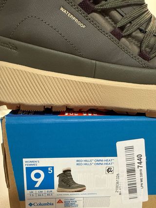 Botas de nieve Columbia grises y beige